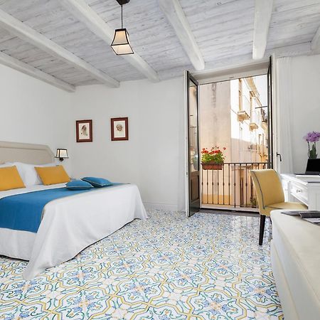 Bed and Breakfast Palazzo Delle Grazie Sorrent Exterior foto