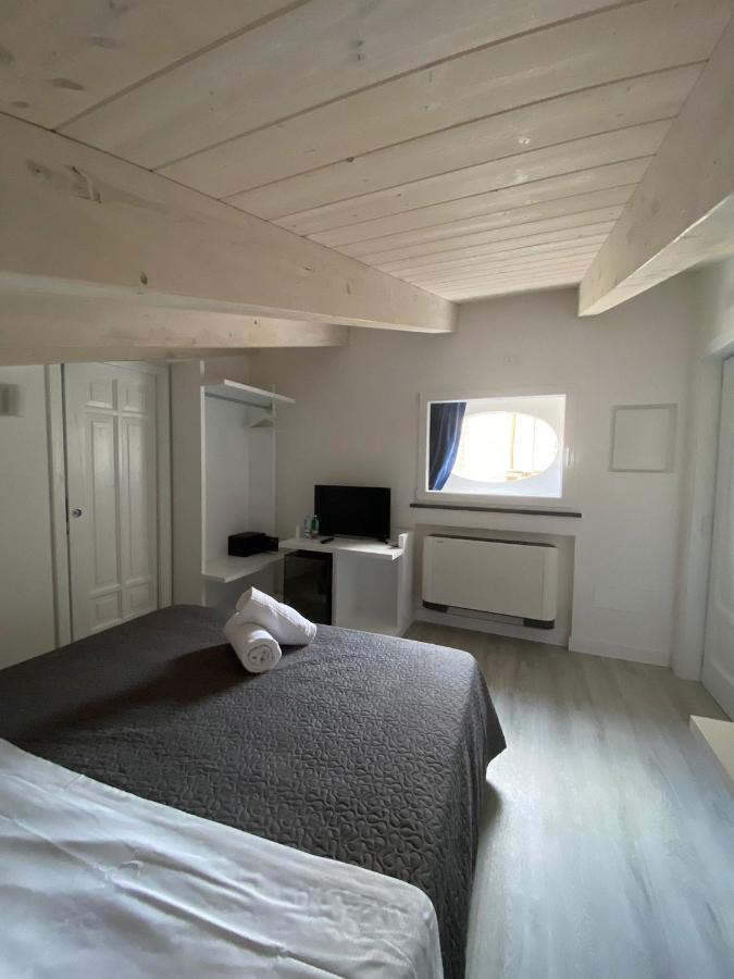 Bed and Breakfast Palazzo Delle Grazie Sorrent Exterior foto
