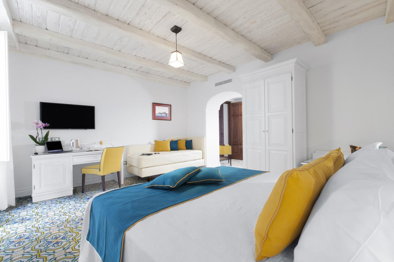 Bed and Breakfast Palazzo Delle Grazie Sorrent Exterior foto