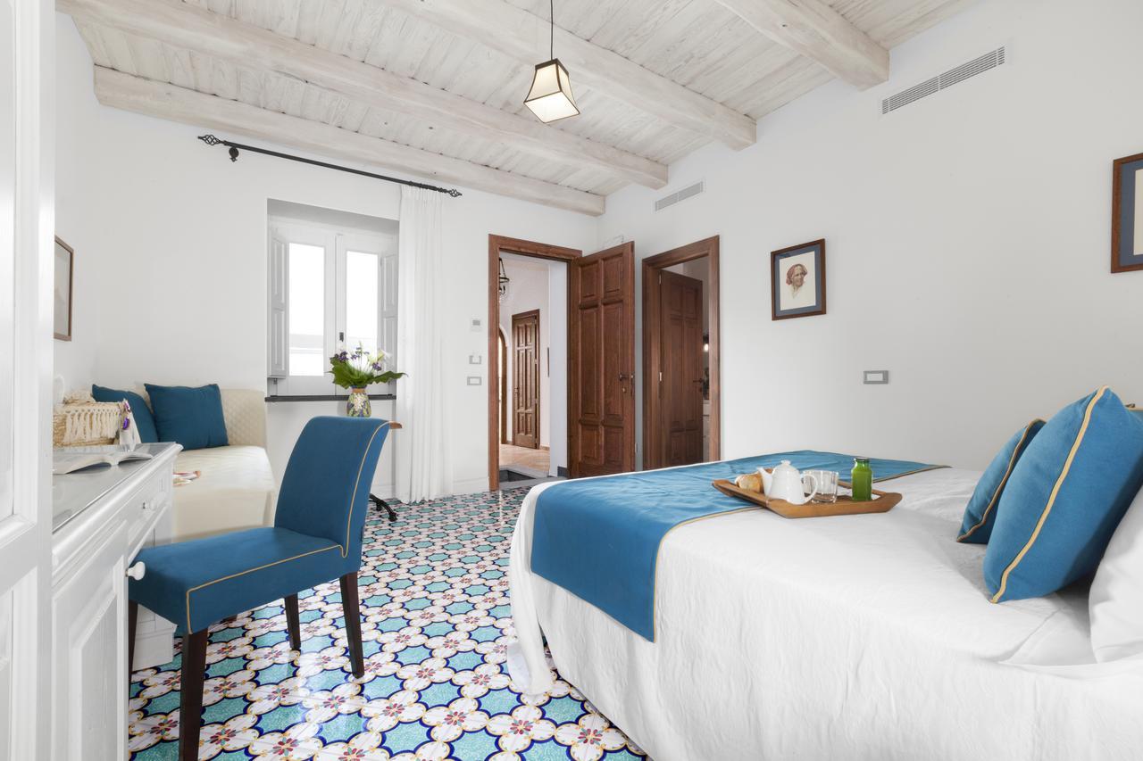 Bed and Breakfast Palazzo Delle Grazie Sorrent Exterior foto