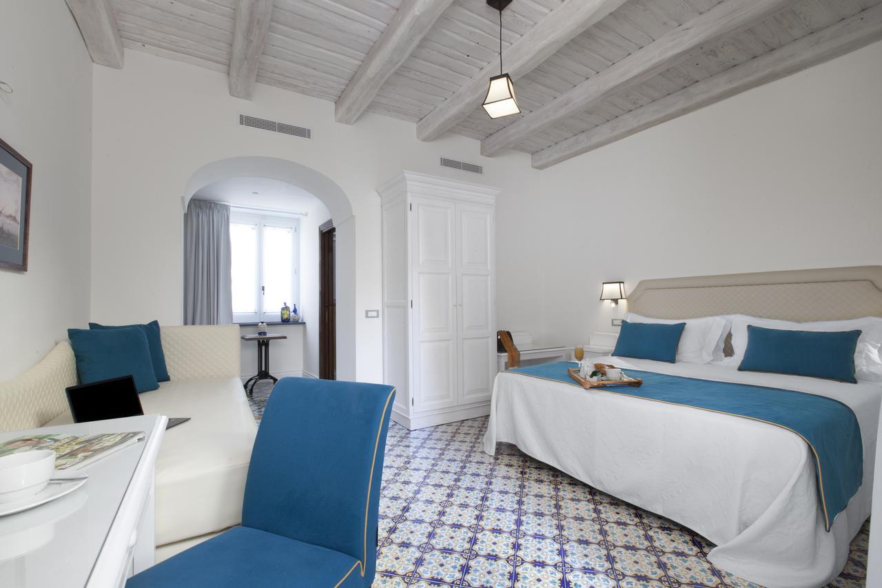 Bed and Breakfast Palazzo Delle Grazie Sorrent Exterior foto