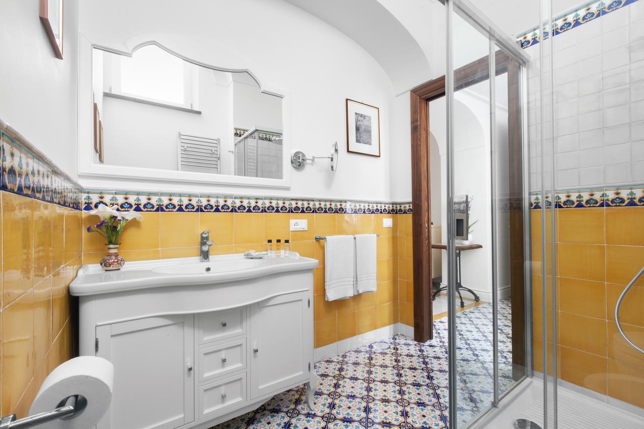 Bed and Breakfast Palazzo Delle Grazie Sorrent Exterior foto