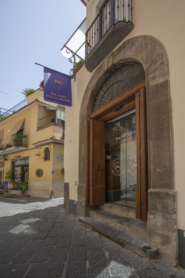 Bed and Breakfast Palazzo Delle Grazie Sorrent Exterior foto